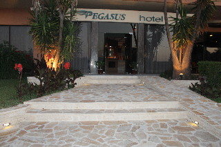Pegasus Hotel, 