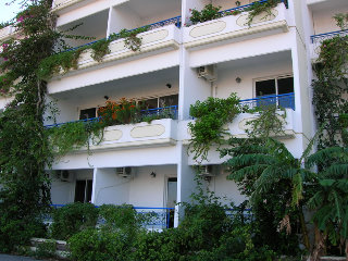 Christiana Aparthotel, Генадий