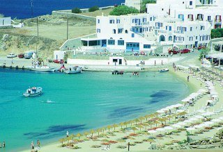Petinos Beach Хотел, Plati Gialos