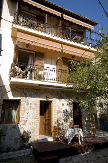 Tourist Apart Hotel, Епир