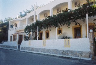 Akrogiali Rooms & Studios, �����